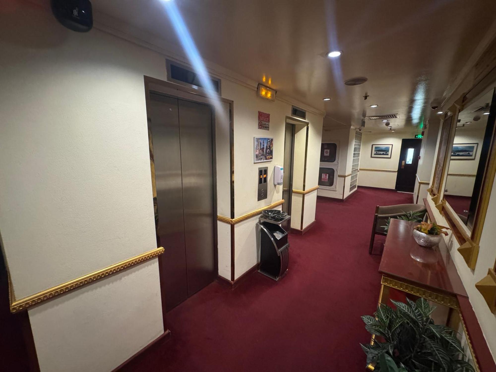 Orchid Hotel Deira Dubai Ngoại thất bức ảnh